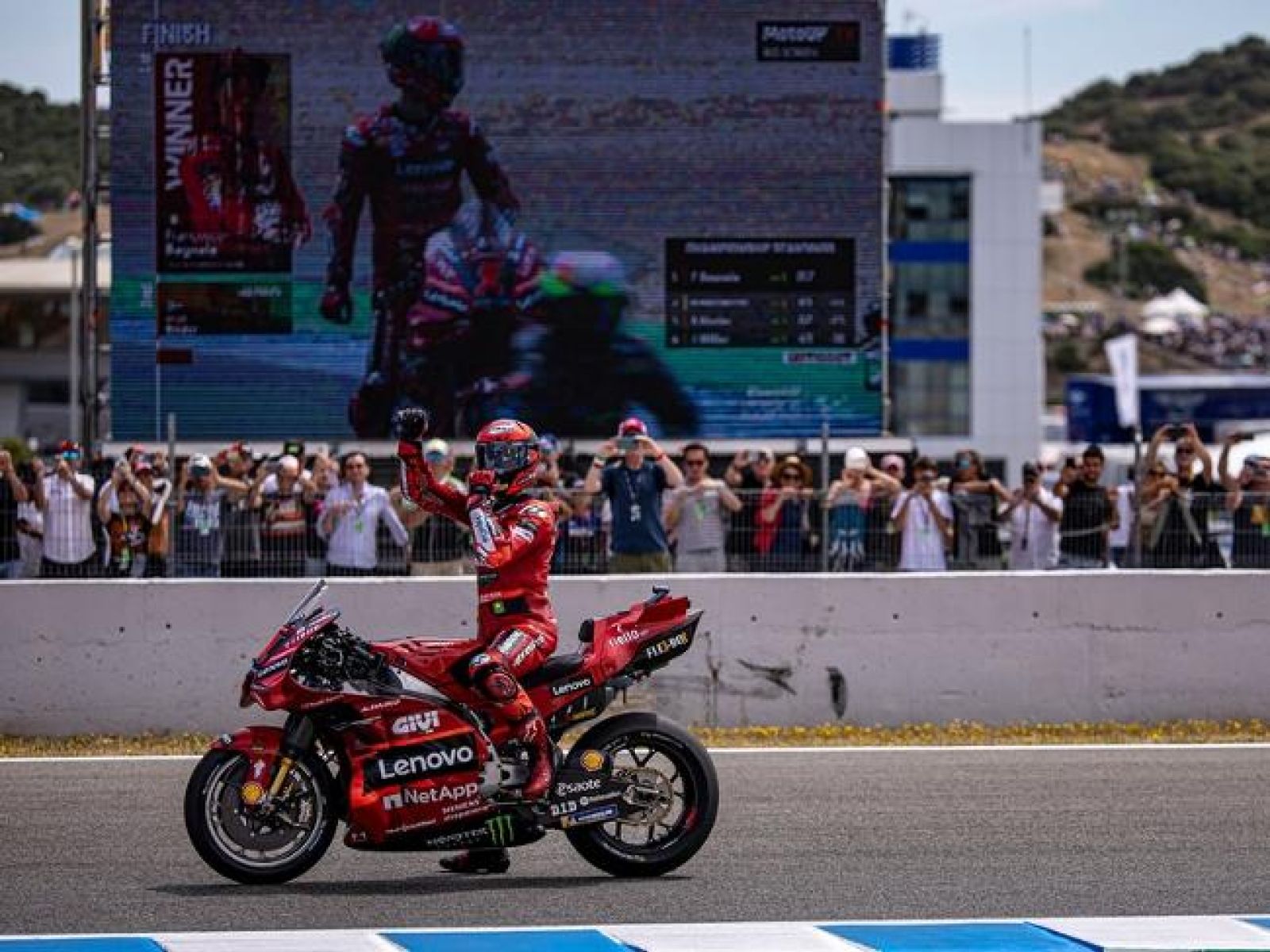 Odličan viken za Ducati i KTM, Banjaja lider šampionata